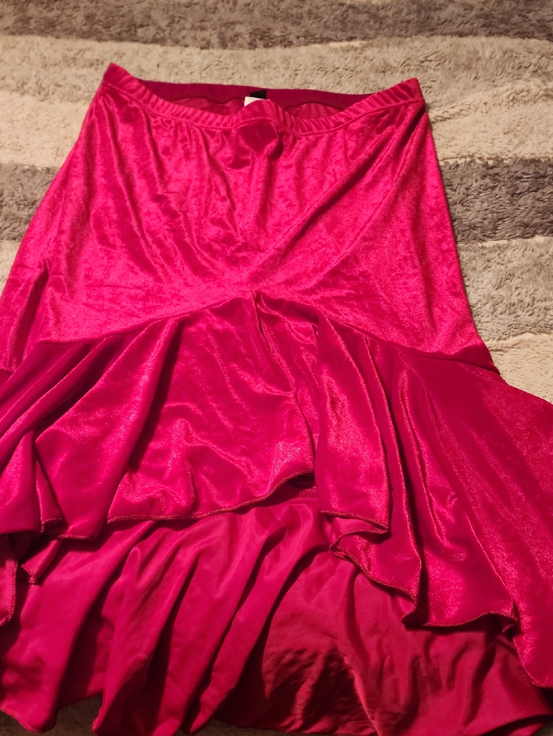 Women’s Red Velvet Ruffle Skirt